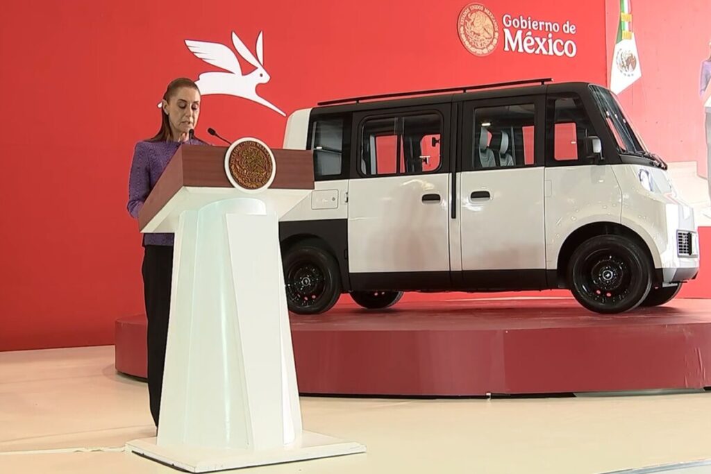 Olinia se presenta oficialmente en México: costará 150,000 pesos y podrá recargarse en cualquier toma de corriente convencional